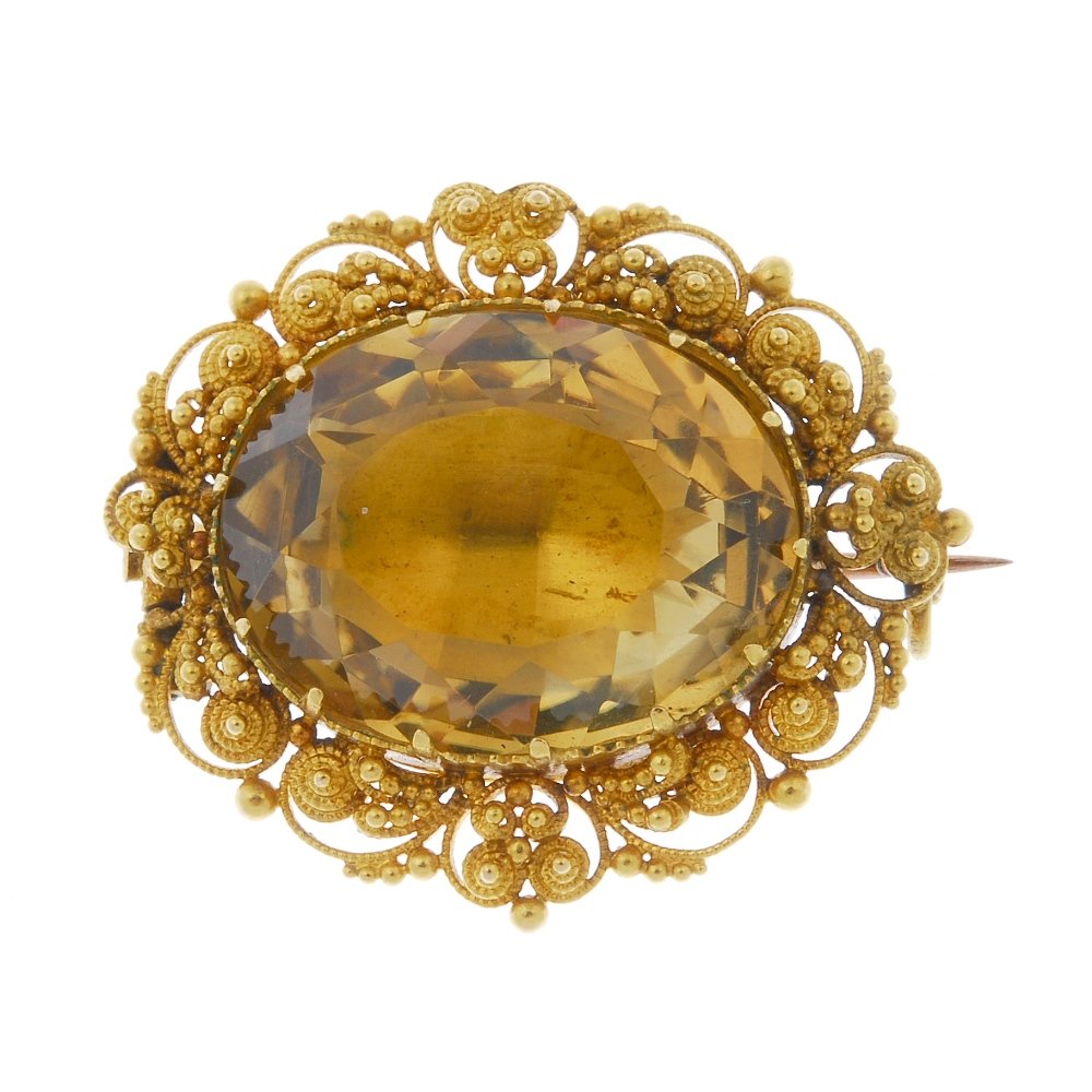 A gold citrine brooch. (1 of 2)