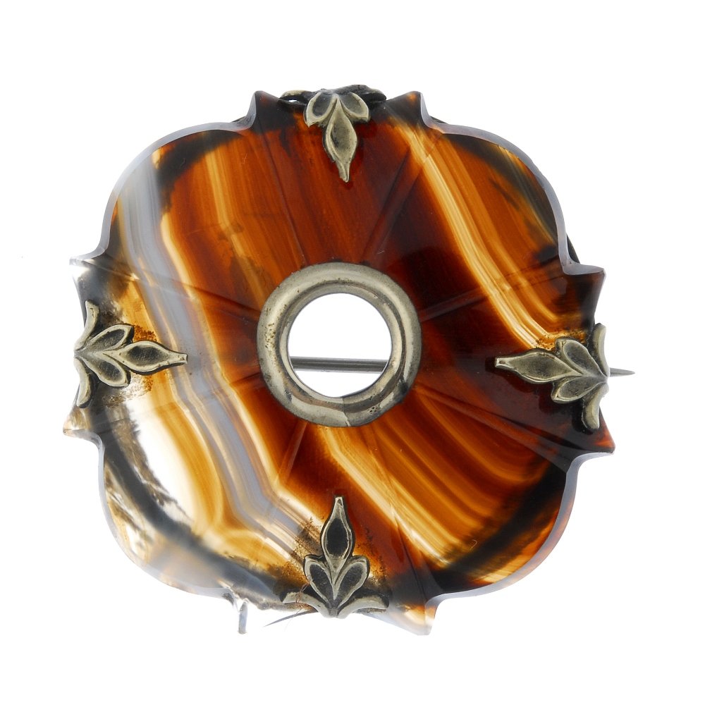 A selection of jewellery. (1 of 3)