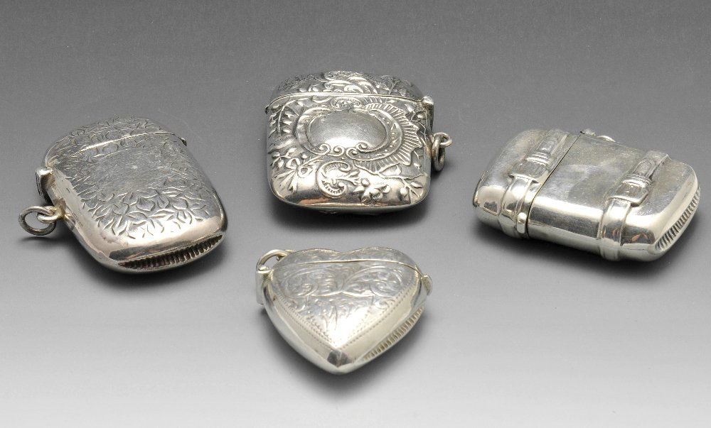 A selection of four modern vesta cases. (1 of 6)