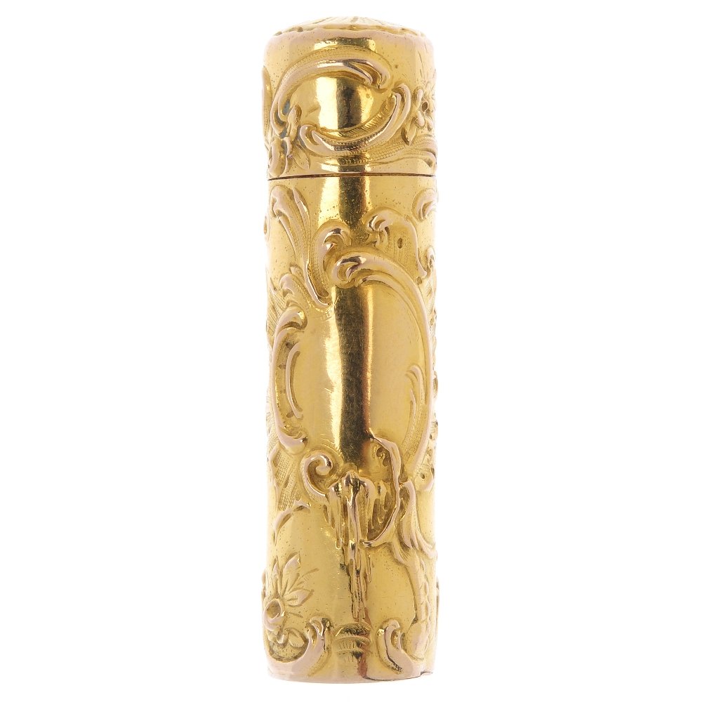 An early 20th century 18ct gold lipstick holder. (1 of 2)