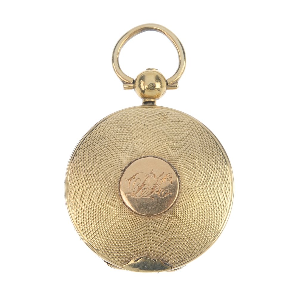 An early 20th century gold locket. (1 of 2)