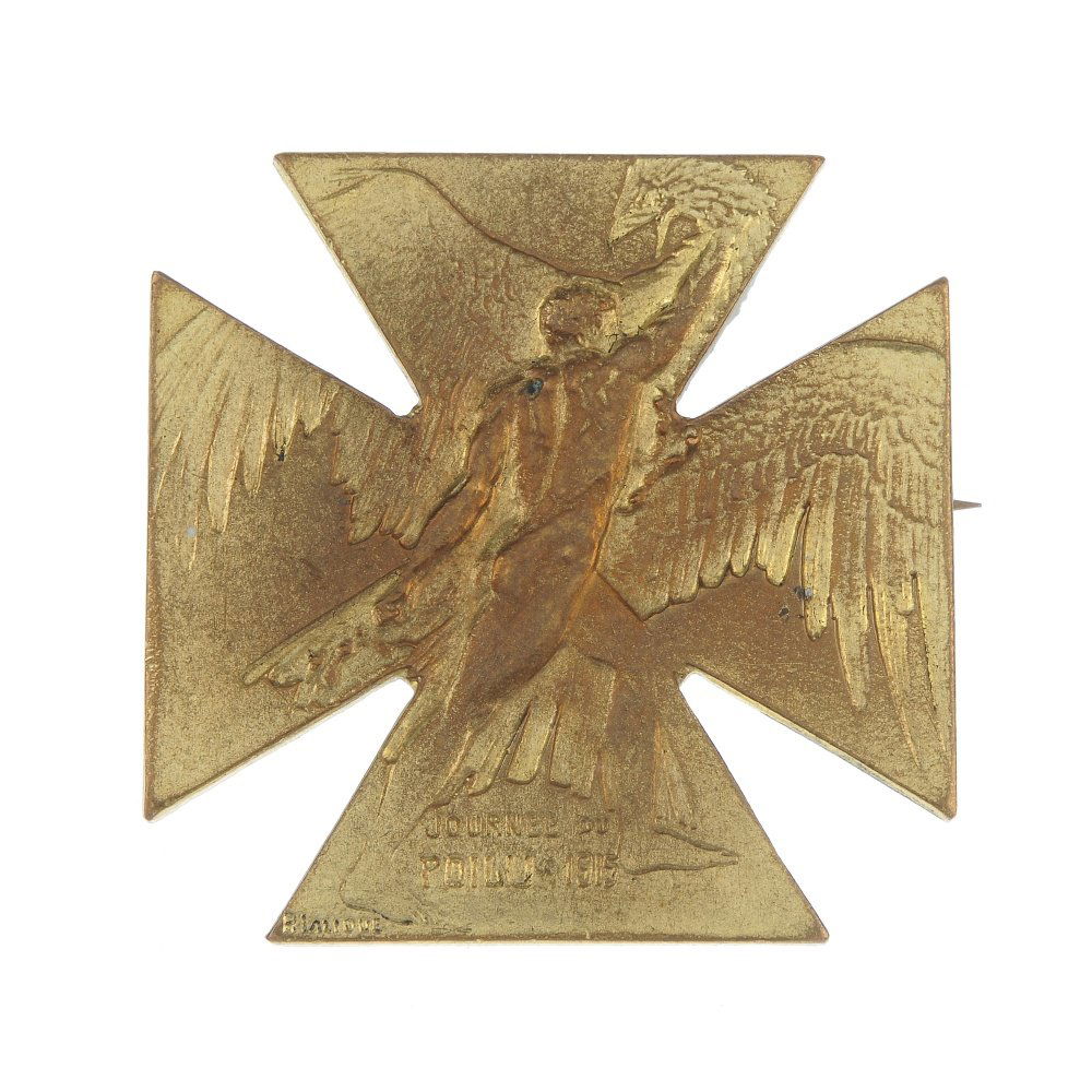 LALIQUE - a metal cross. (1 of 2)