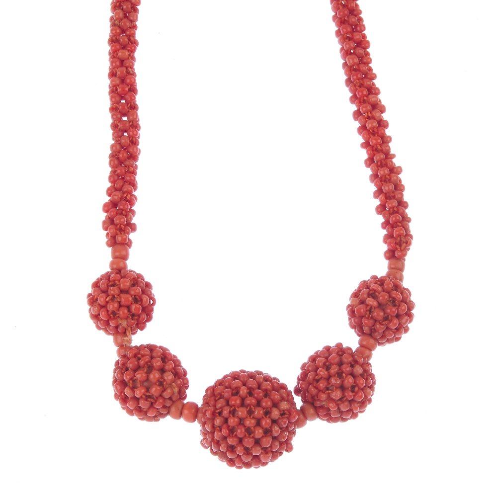 A bag containing a large quantity of costume jewellery. (1 of 1)