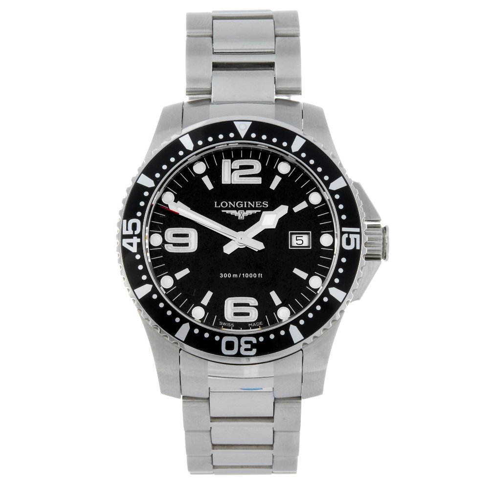 LONGINES - a gentleman's stainless steel Hydro Conquest (1 of 4)