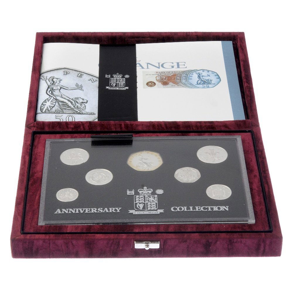 Elizabeth II, silver proof year set 1996, etc.: Elizabeth II, silver proof year set 1996, 50-Pence to Penny, in plush Royal Mint case, as issued, other British and World commemorative issues, a quantity, sundry coins, many USA. Varied state.(Lot).