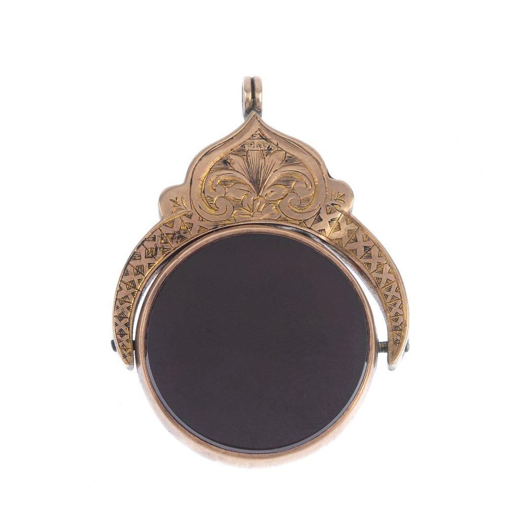 A late victorian 9ct gold bloodstone and carnelian fob. (1 of 2)