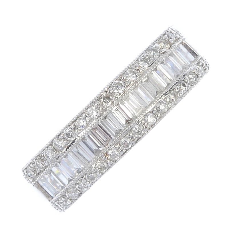 An 18ct white gold ring set with one row of baguette (1 of 3)