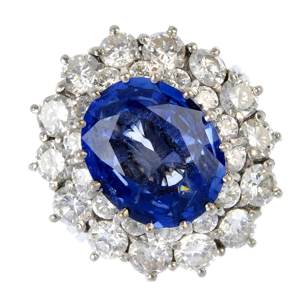 A sapphire and diamond cluster ring. (1 of 4)