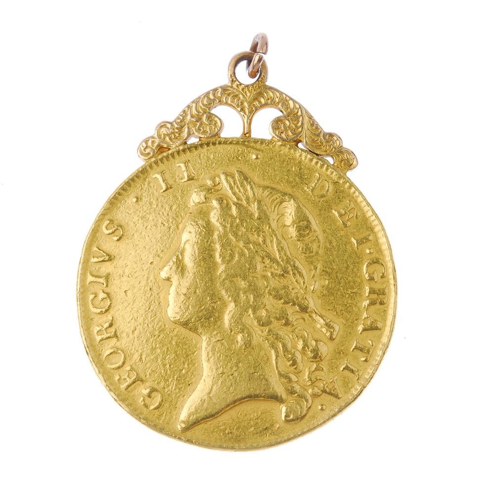 A George II 22ct gold two guinea coin pendant. (1 of 2)