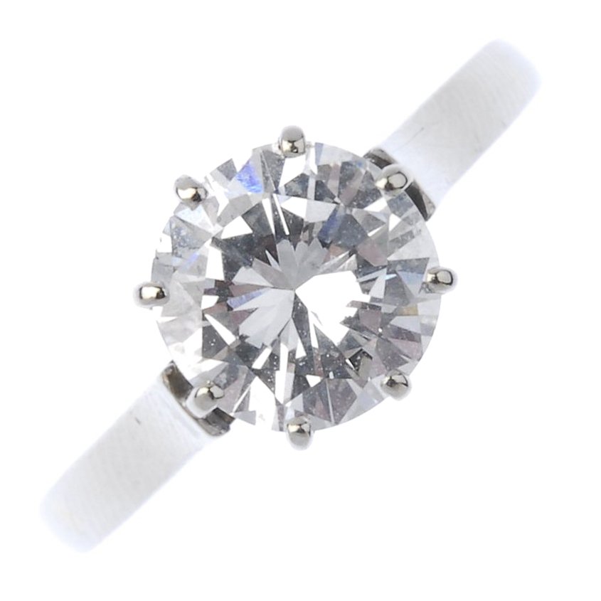 (546813-5-A) A diamond single-stone ring, (1 of 4)