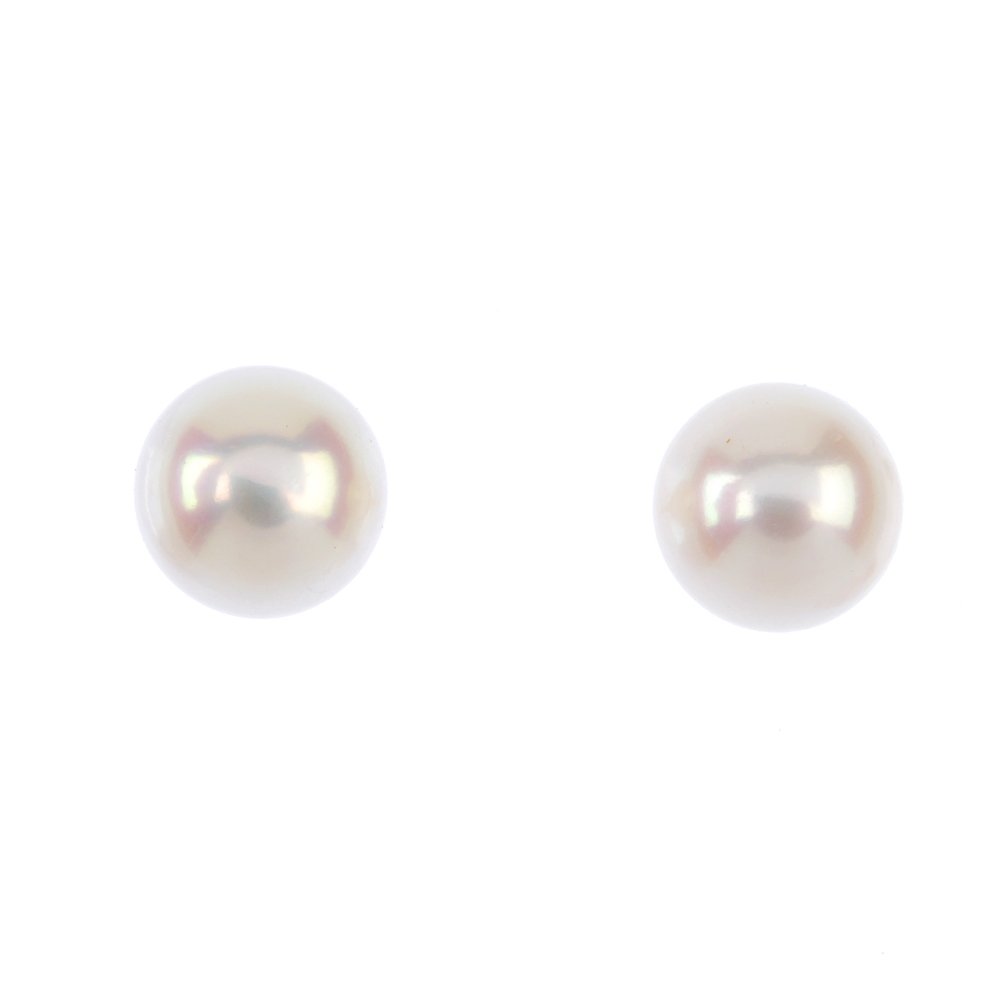 A selection of five pairs of cultured pearl and (1 of 2)