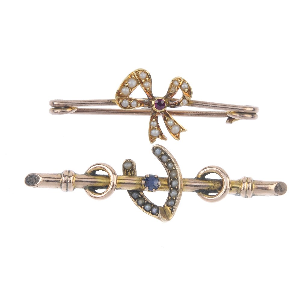 A selection of jewellery. To include two early 20th (1 of 2)