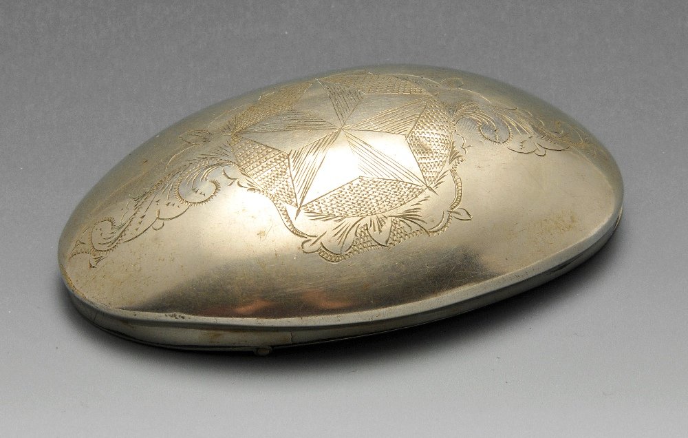 A silver plated snuff box, of crescent form having (1 of 6)