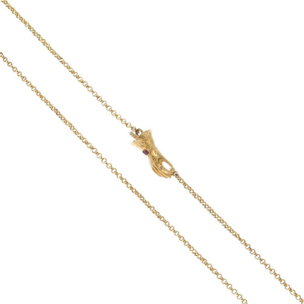 A belcher-link chain, with gem-set hand clasp. The (1 of 3)