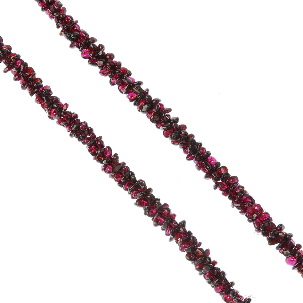 A selection of garnet jewellery. To include five (1 of 3)
