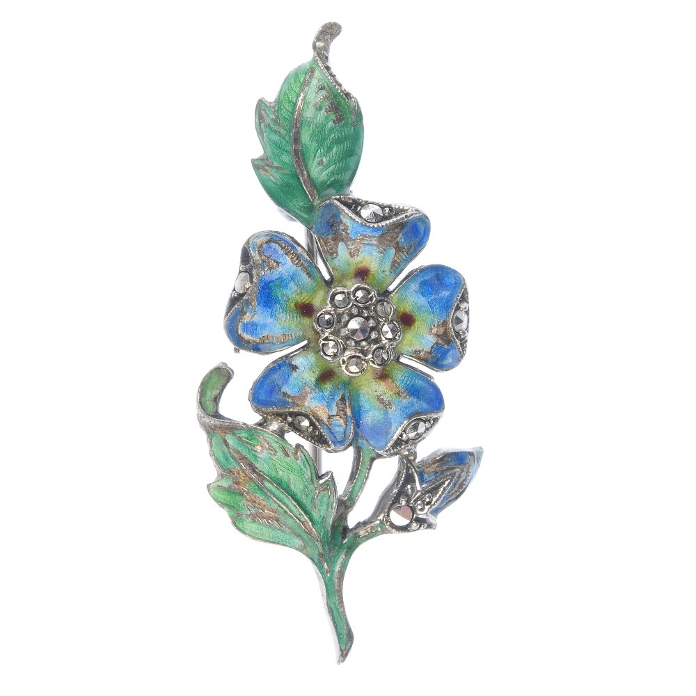 A selection of marcasite jewellery. To include a horse: A selection of marcasite jewellery. To include a horse and carriage brooch, a butterfly brooch with glass detail, further brooches, a bracelet, various pendants, earrings and rings. (31 and 12 single 