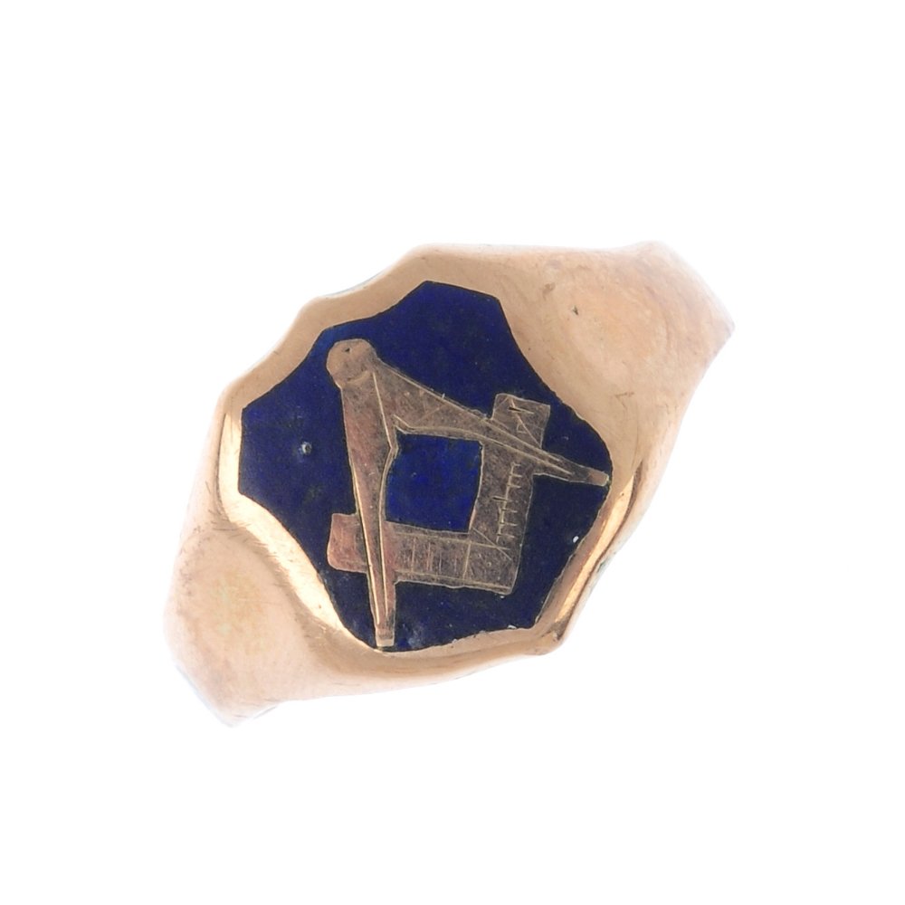 A 9ct gold Masonic enamel signet ring. The blue enamel (1 of 3)
