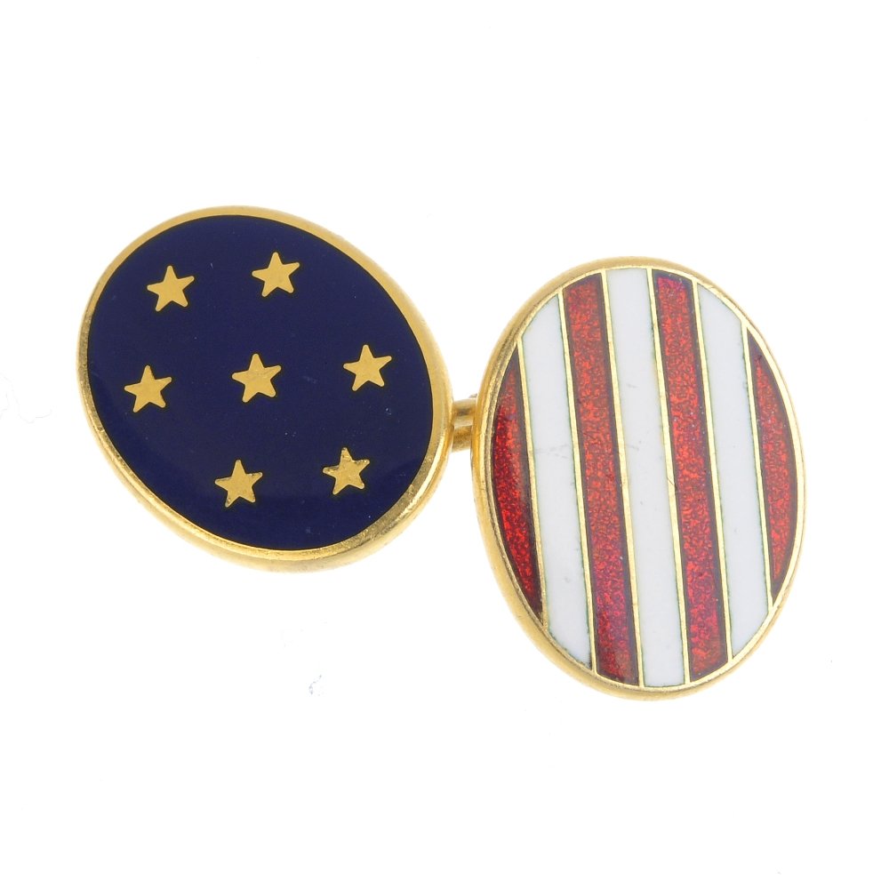 LONGMIRE - a single 18ct gold enamel cufflink. Of (1 of 2)