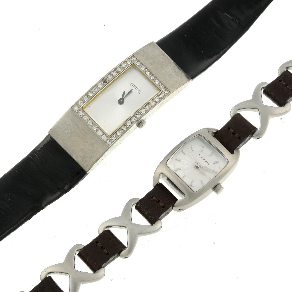 A bag of various wrist watches, including examples by: A bag of various wrist watches, including examples by Guess, DKNY and Fossil. All recommended for spares or repair purposes only. Approximately 70. Due to the quantity of items in this lot we are unab