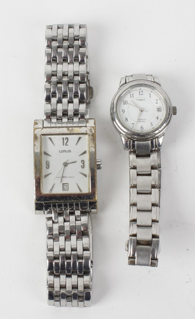 A large bag of various watches, to include examples by: A large bag of various watches, to include examples by DKNY and Ice. All recommended for spare or repair purposes only. Due to the quantity of items in this lot we are unable to comment accurately on
