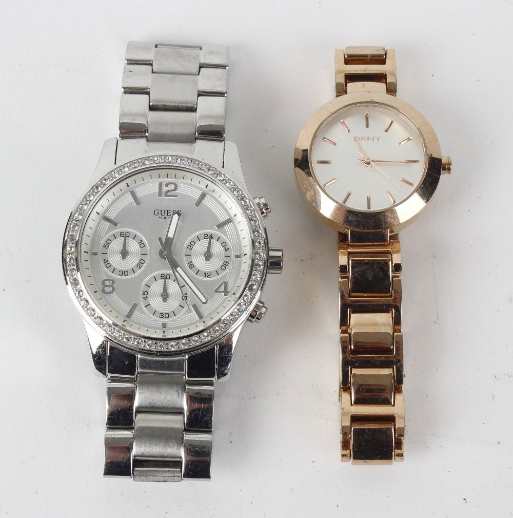 A large bag of various watches, to include examples by: A large bag of various watches, to include examples by DKNY and Ice. All recommended for spare or repair purposes only. Due to the quantity of items in this lot we are unable to comment accurately on