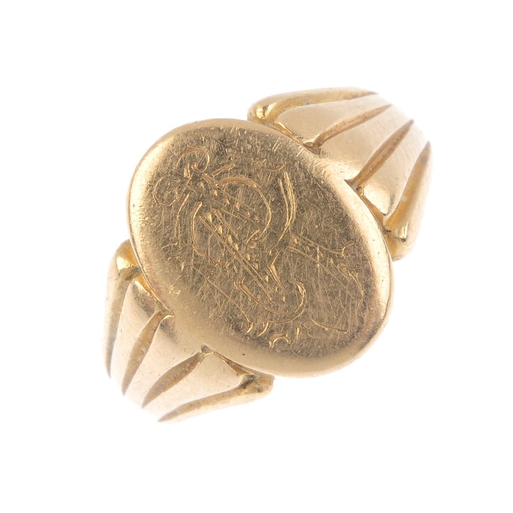 A gentleman's late Victorian 15ct gold signet ring. The (1 of 3)