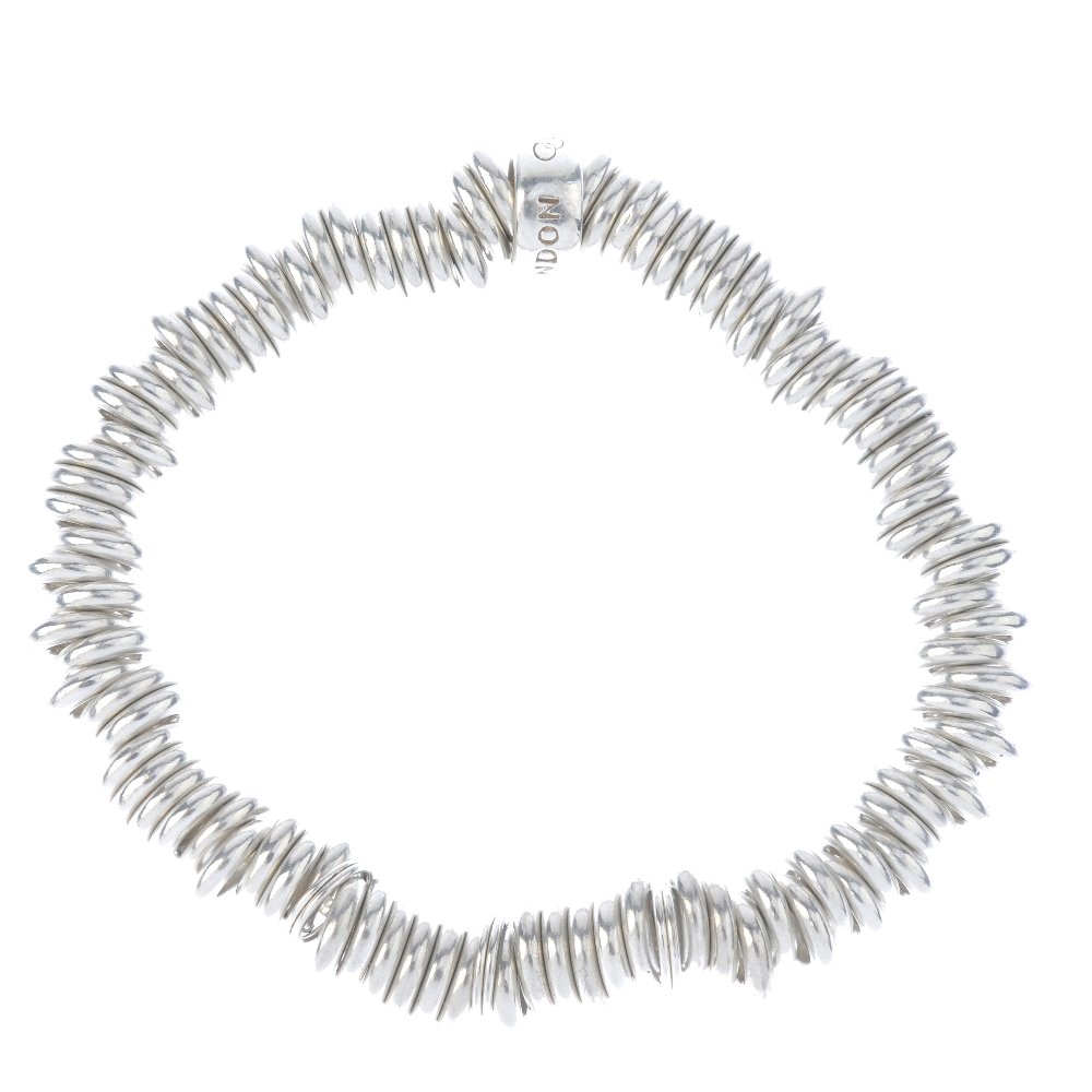 LINKS OF LONDON - a Sweetie bracelet. Designed as a (1 of 2)