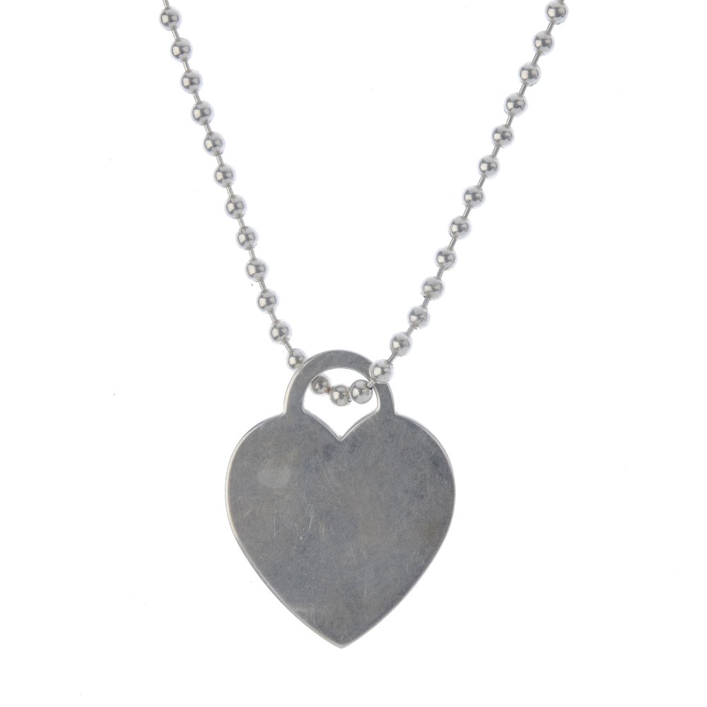 TIFFANY & CO. - a necklace and a bracelet. The (1 of 5)