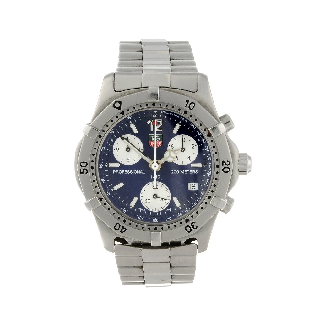 TAG HEUER - a gentleman's 2000 Series chronograph (1 of 4)