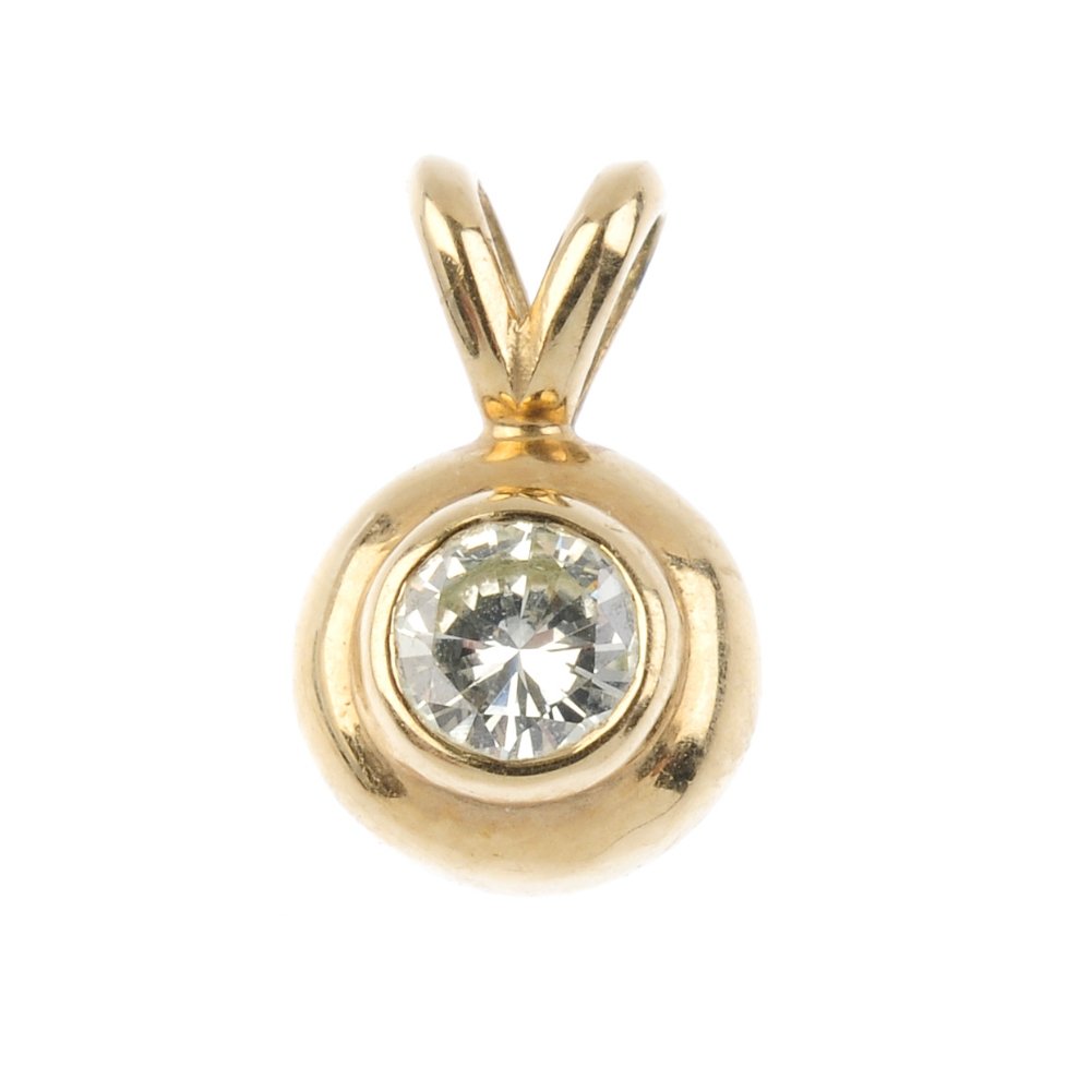 A diamond single-stone pendant. The brilliant-cut (1 of 2)