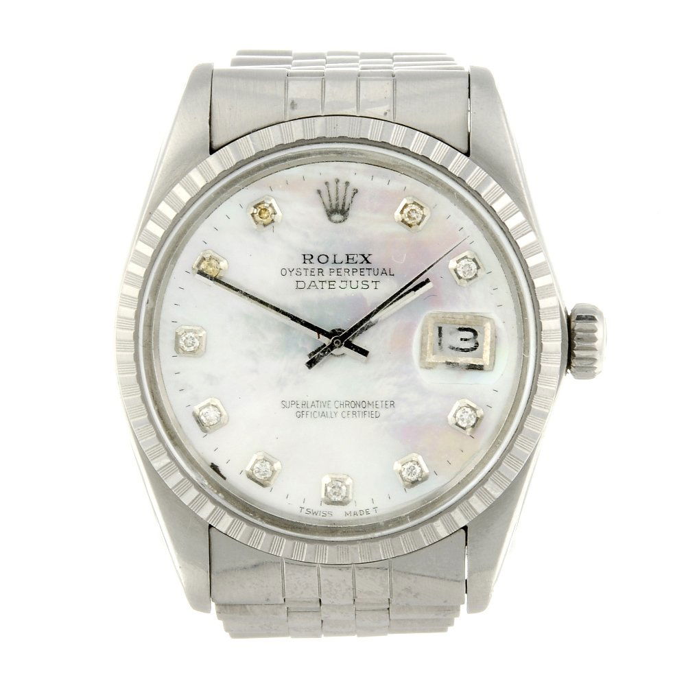 ROLEX - a gentleman's Oyster Perpetual Datejust (1 of 4)