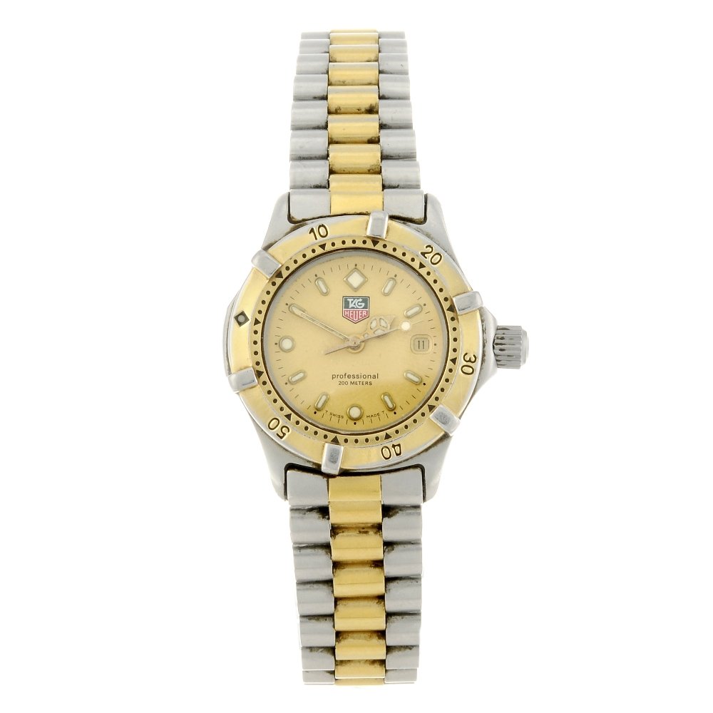 TAG HEUER - a lady's 2000 Series bracelet watch. (1 of 4)