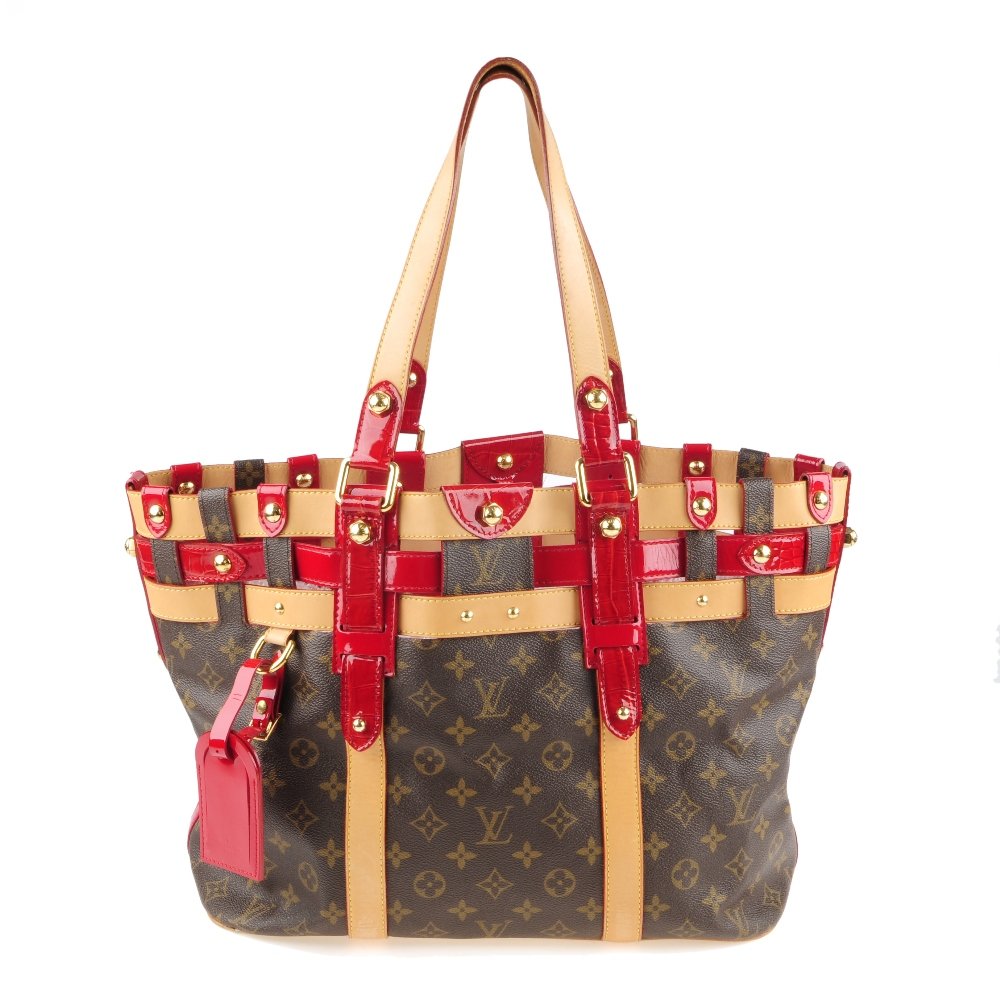 LOUIS VUITTON - a Salina GM handbag. Featuring maker's (1 of 5)