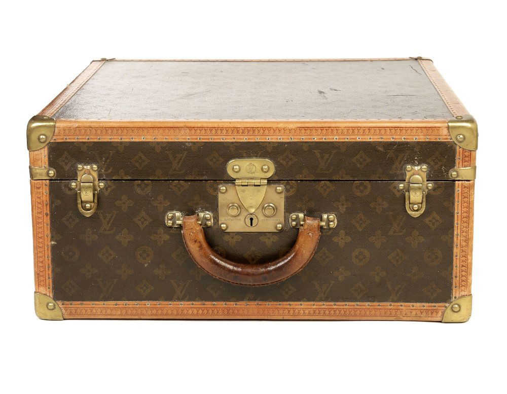 LOUIS VUITTON - a mid 20th century travel case. (1 of 10)