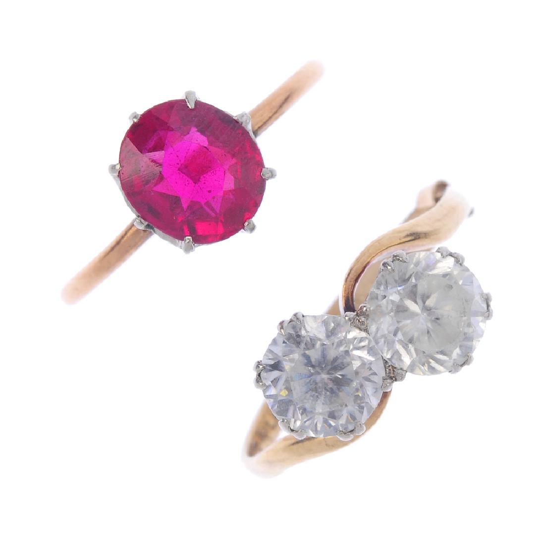 Four gem-set rings. To include a 9ct gold amethyst (1 of 4)