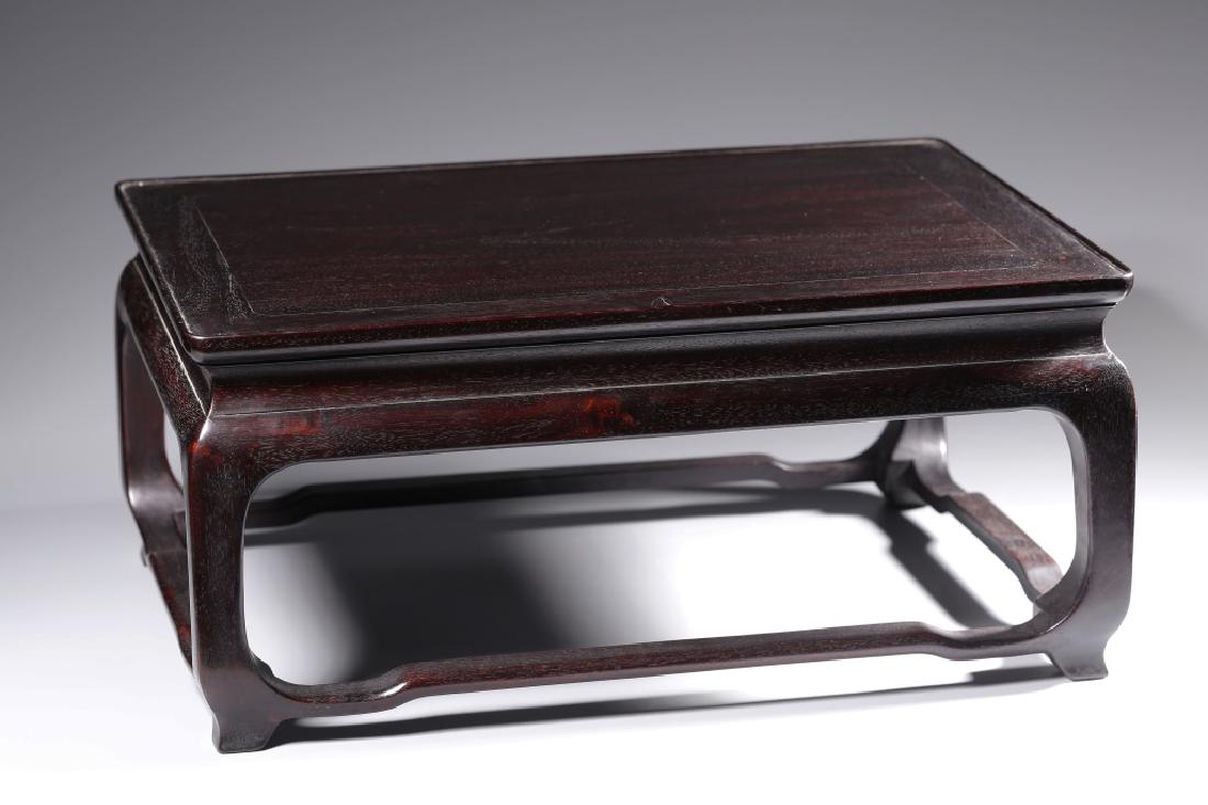 FINE ROSEWOOD TABLE (1 of 10)