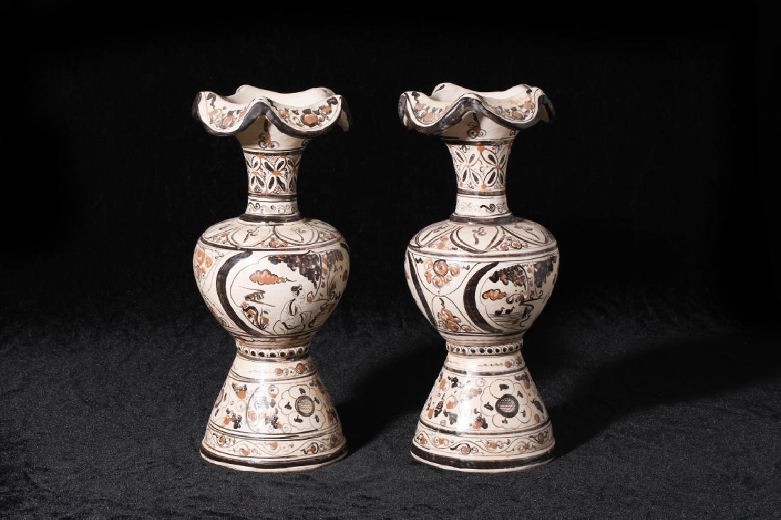 JIZHOU KILN FANCY TOP BOTTLE (PAIR) (1 of 6)