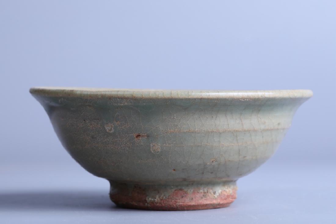 BLUISH WHITE GLAZED BOWL (1 of 5)