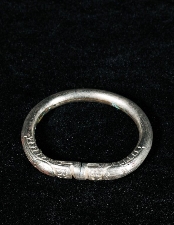 SILVER BRACELET (1 of 5)