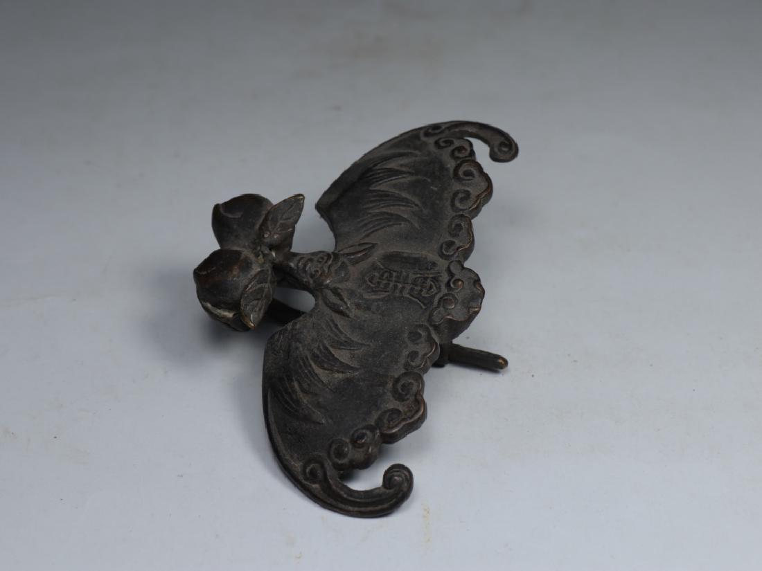 A bat copper lock: A bat copper lock: length-7.5cm width-4.7cm heigth-2.1cm weight-66.1g