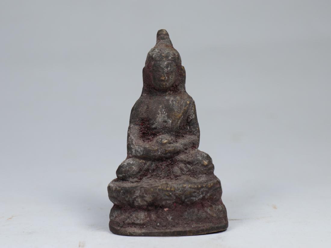 A Tibetan copper Buddha statue (1 of 6)