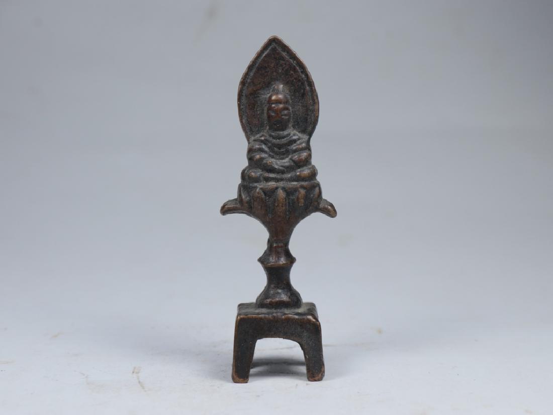 A Tibetan copper Buddha statue (1 of 6)
