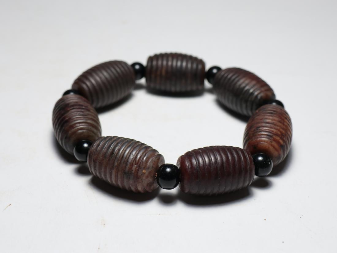OLD JADE BRACELET (1 of 5)