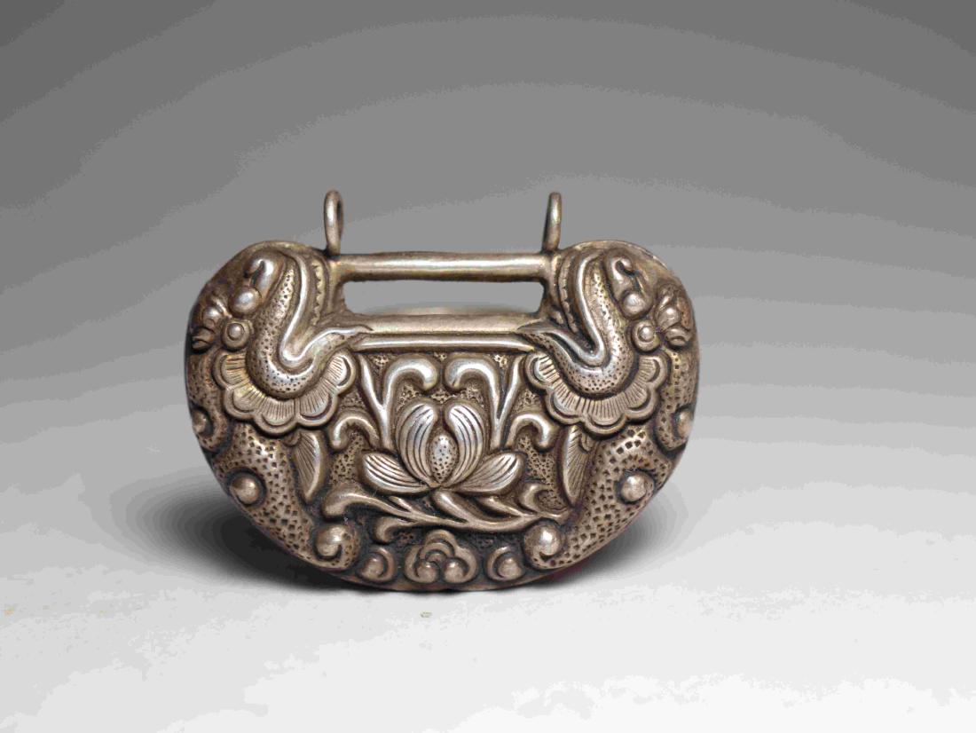 MIAO SILVER LONG LIFE LOCK: Miao silver long life lock. Size(55*43*14), 20.9g