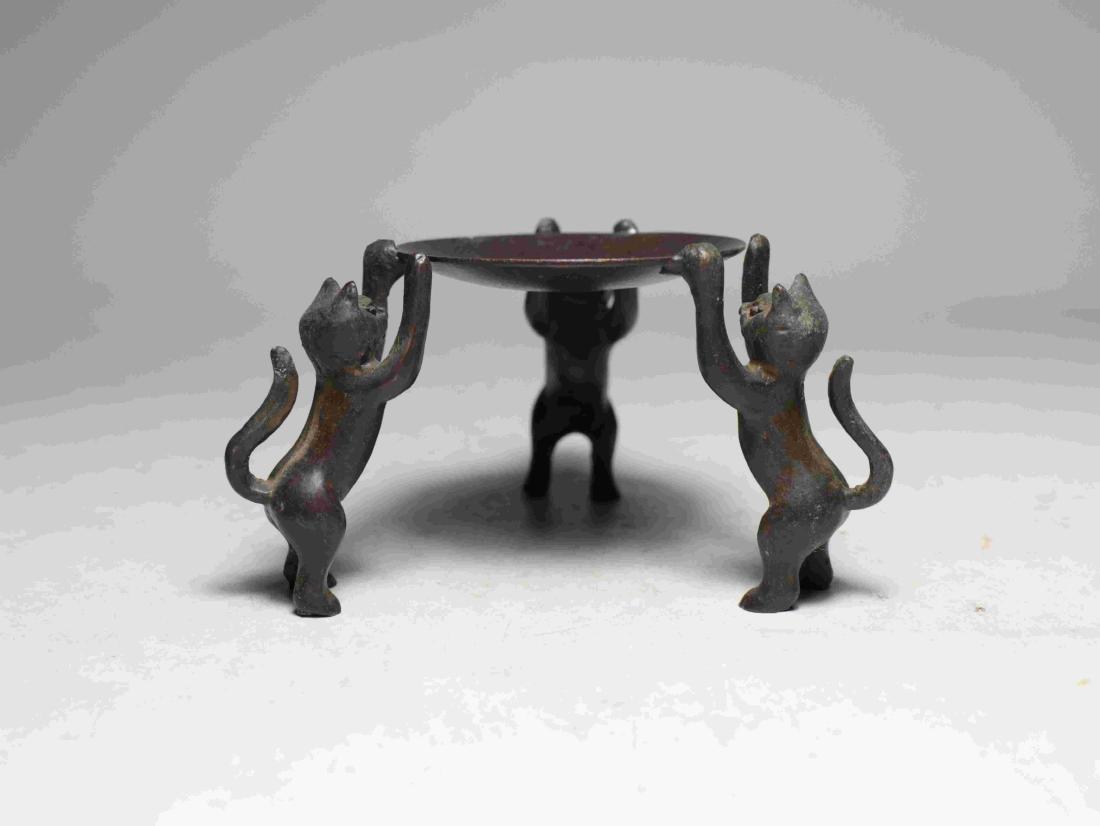 OLD LAMP LIGHT STAND (1 of 6)