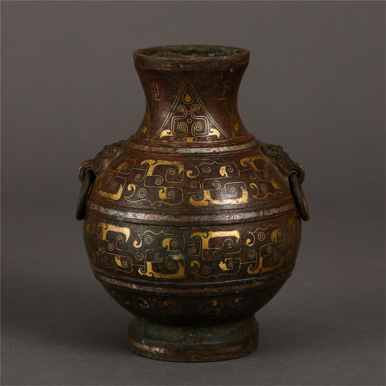 A CHINESE BRONZE PAINTING GOLD AND SILVER BEAST PATTERN: H. 13 cm. Diam. 9.8 cm. Weight 780 gram.