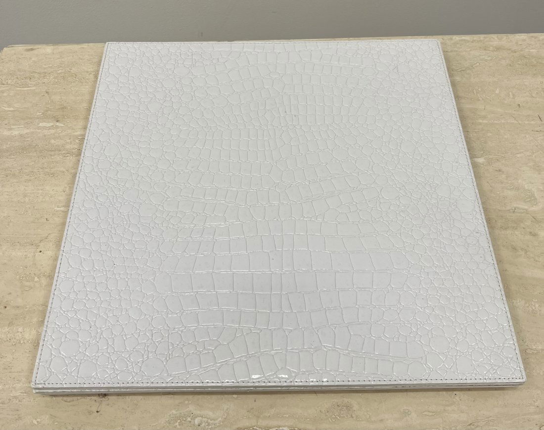 KIM SEYBERT NYC, 8 Cream Place Mats: 15 x 15 in