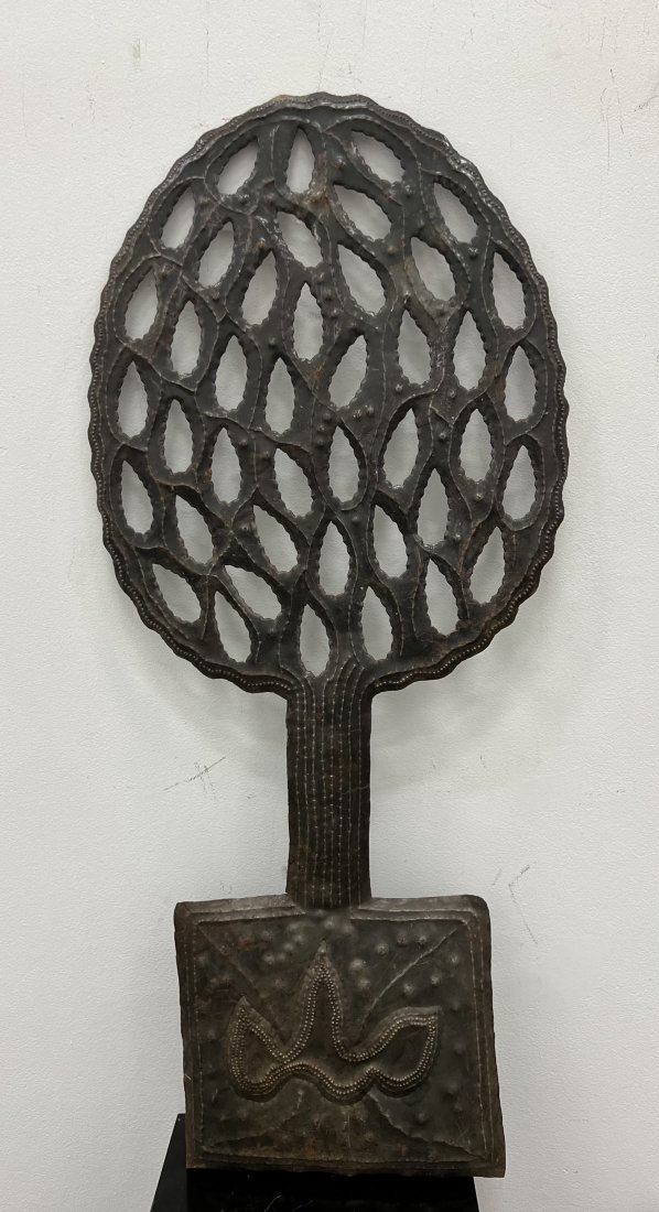 Tole Topiary Garden Decoration: 36 x 16 in