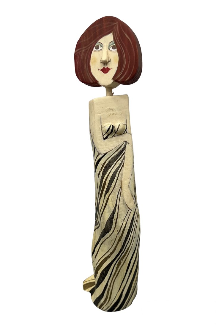 LYNN MUIR (20th c, UK) Wooden Figure: Size 11 1/2 x 2 in
