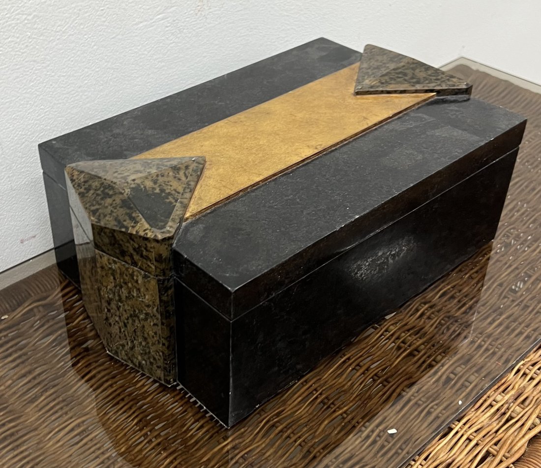 Vintage Art Deco Style Lidded Box: 13 x 8 x 4 in